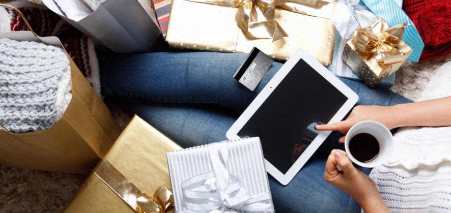 How E-Commerce Companies Cope with the Holiday Shopping Frenzy